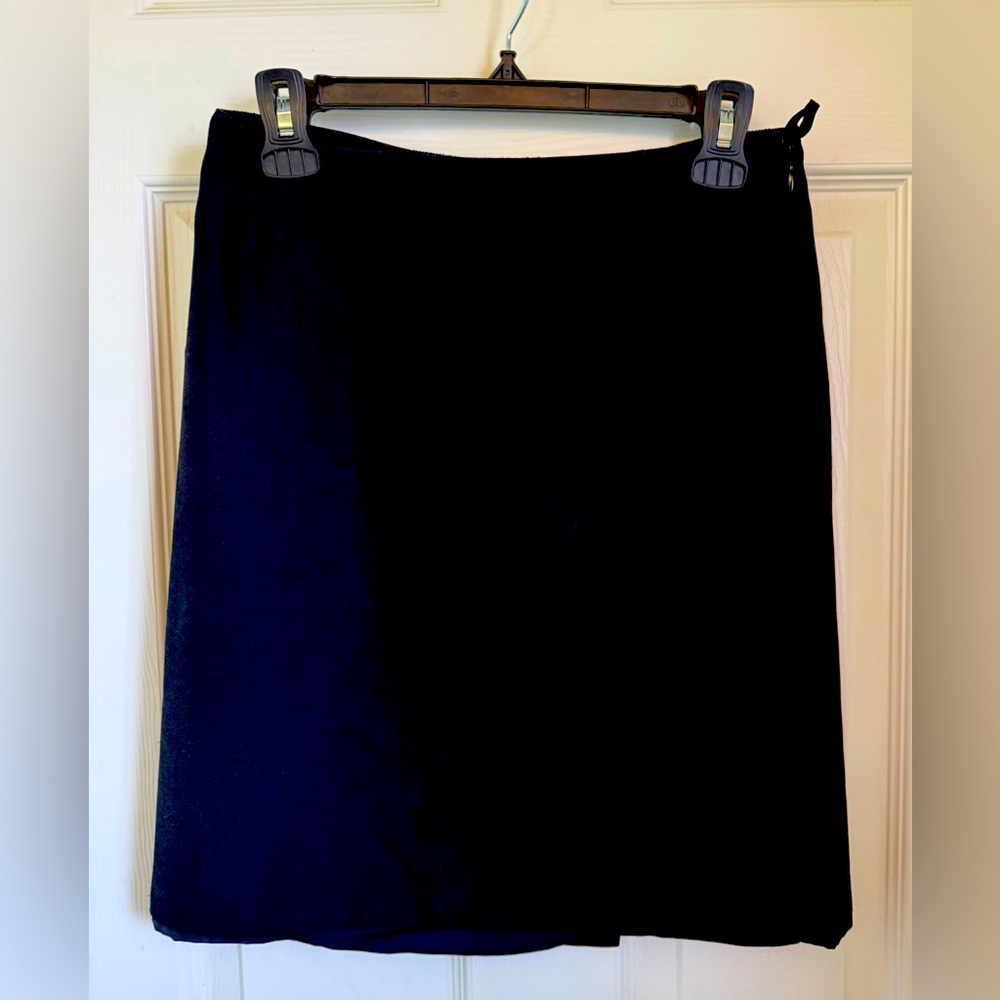 Prada Woman Elegant Black Skirt